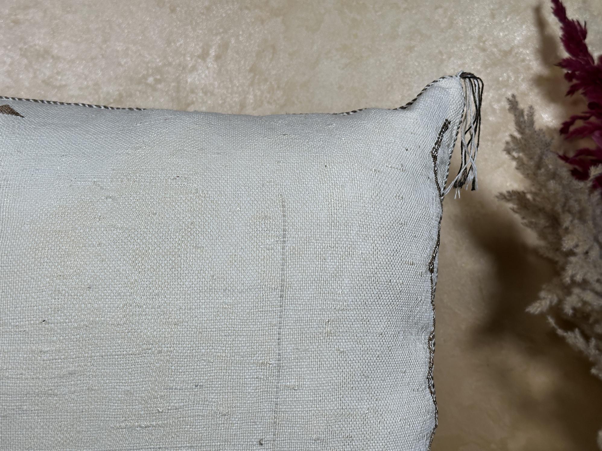 Neutral Moroccan Pillow, Cactus Silk Pillow, Boho Pillow, Kilim Pillow Cover, Turkish Pillow, Handmade So - product image 4
