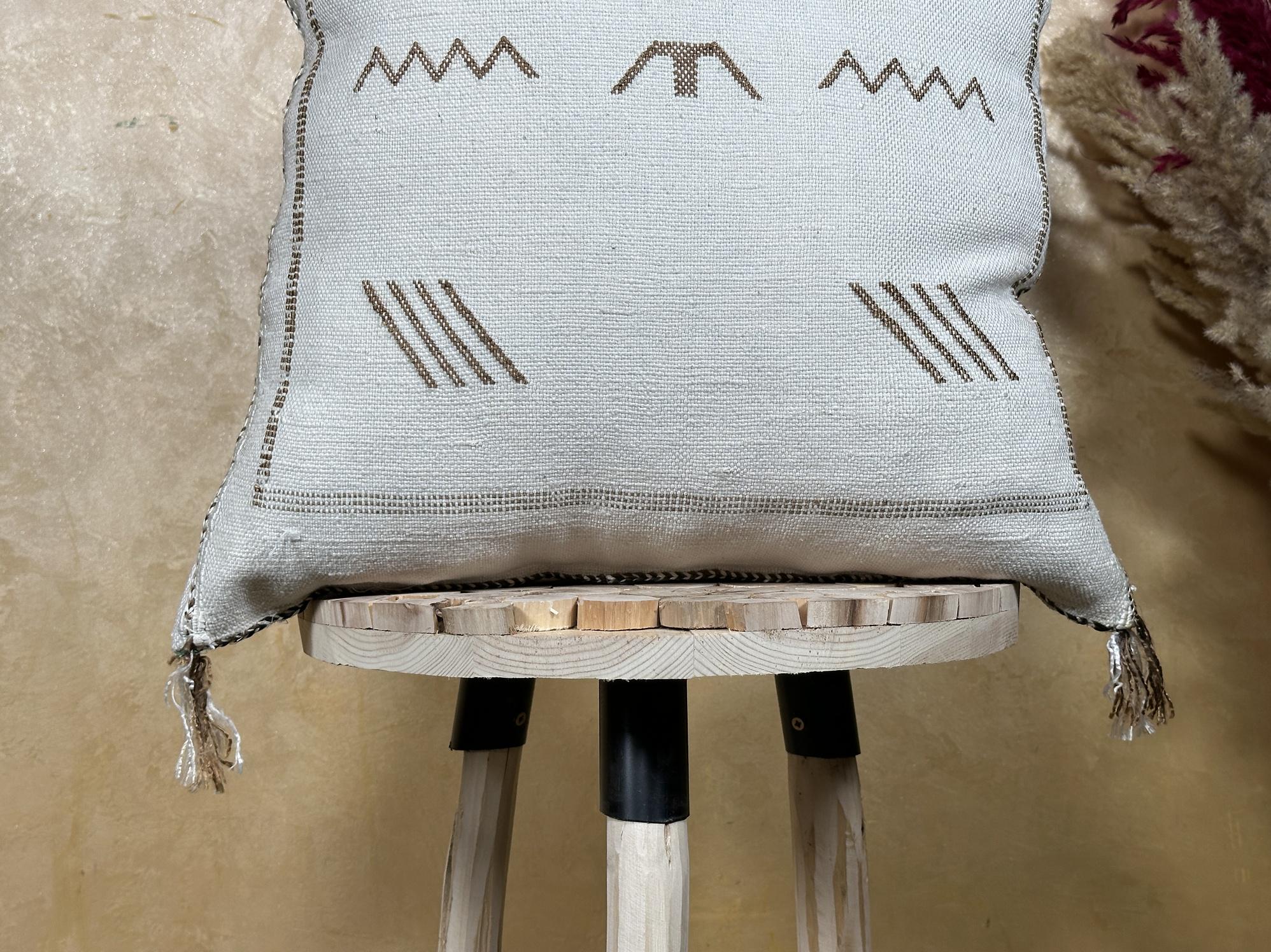Neutral Boho Pillow Cover, Moroccan Pillow, Sabra Silk Pillow, Berber Pillow, Kilim Pillows, Handmade Cou - product image 2