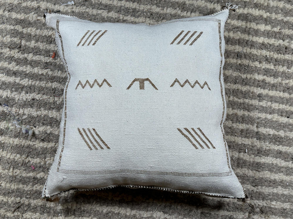 Neutral Boho Pillow Cover, Moroccan Pillow, Sabra Silk Pillow, Berber Pillow, Kilim Pillows, Handmade Cou - product image 9