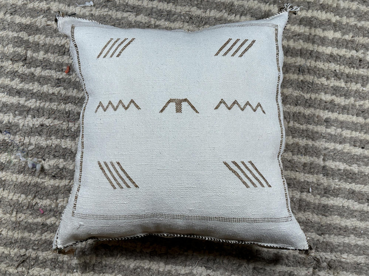 Neutral Boho Pillow Cover, Moroccan Pillow, Sabra Silk Pillow, Berber Pillow, Kilim Pillows, Handmade Cou - product image 9