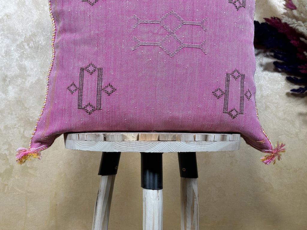 Dusty Pink Silk Pillow Cover, Handmade Moroccan Kilim Cushion, Mauve Boho Pillowcase, Luxury Custom Gift - product image 2