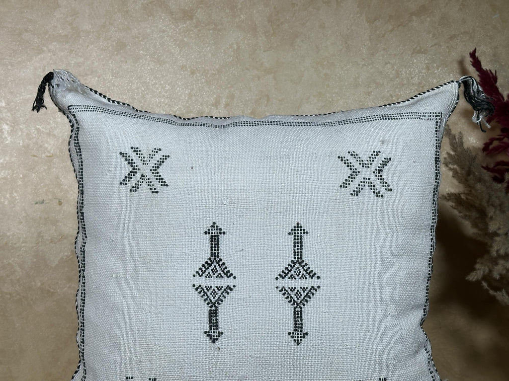 Boho Lumbar Pillow, Moroccan Pillow Cover, Sabra Silk Pillow, Berber Pillow, Kilim Pillows, Handmade Silk - product image 3