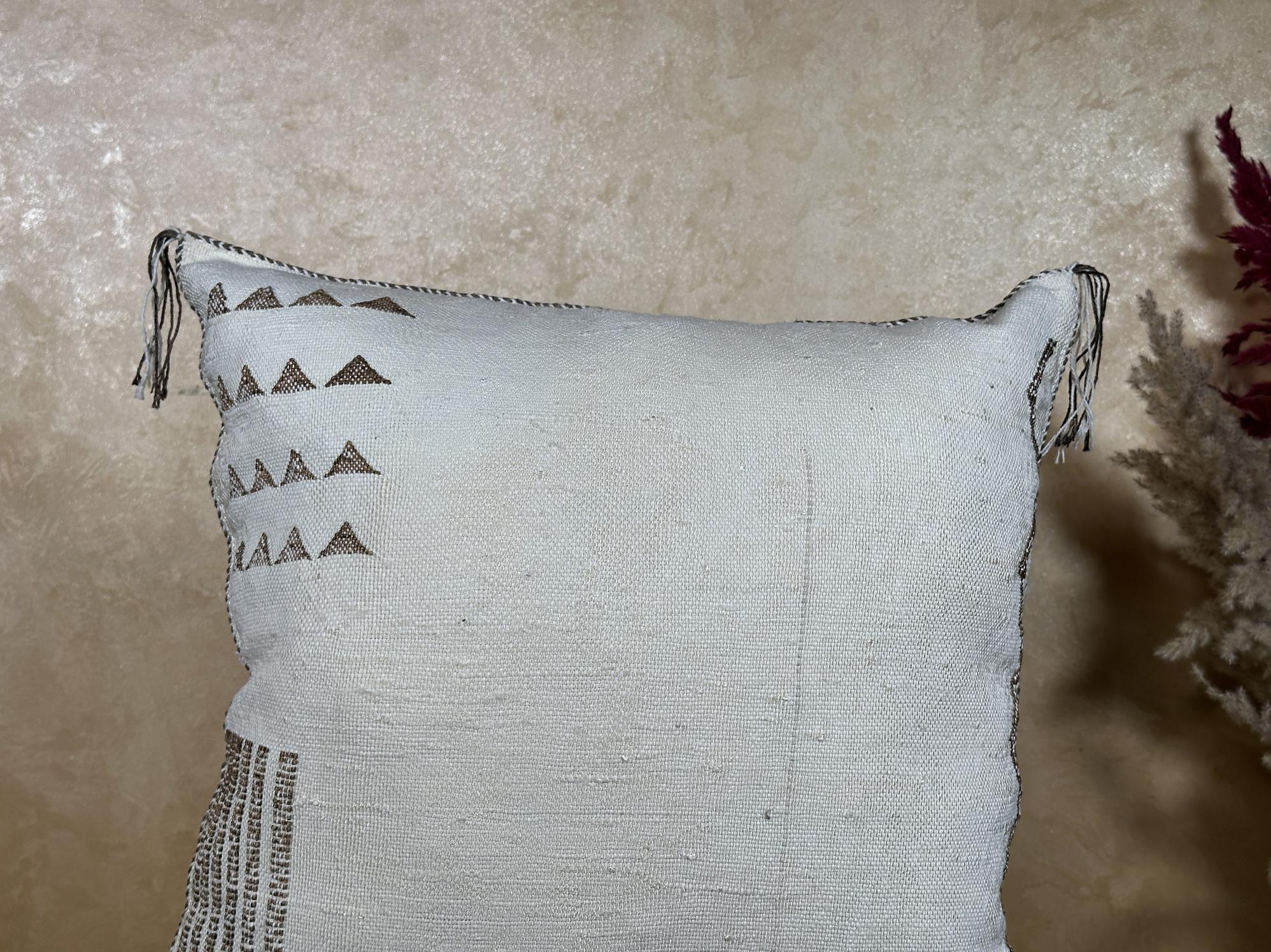 Neutral Moroccan Pillow, Cactus Silk Pillow, Boho Pillow, Kilim Pillow Cover, Turkish Pillow, Handmade So - product image 3