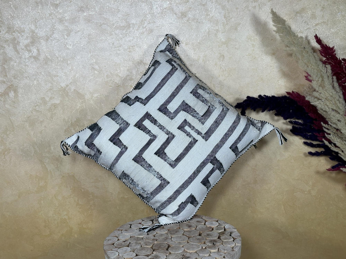 Moroccan Silk Pillow Cover, Boho Pillow, Cactus Silk Pillow, Berber Pillow, Kilim Pillow Cover, Neutral M - product image 8