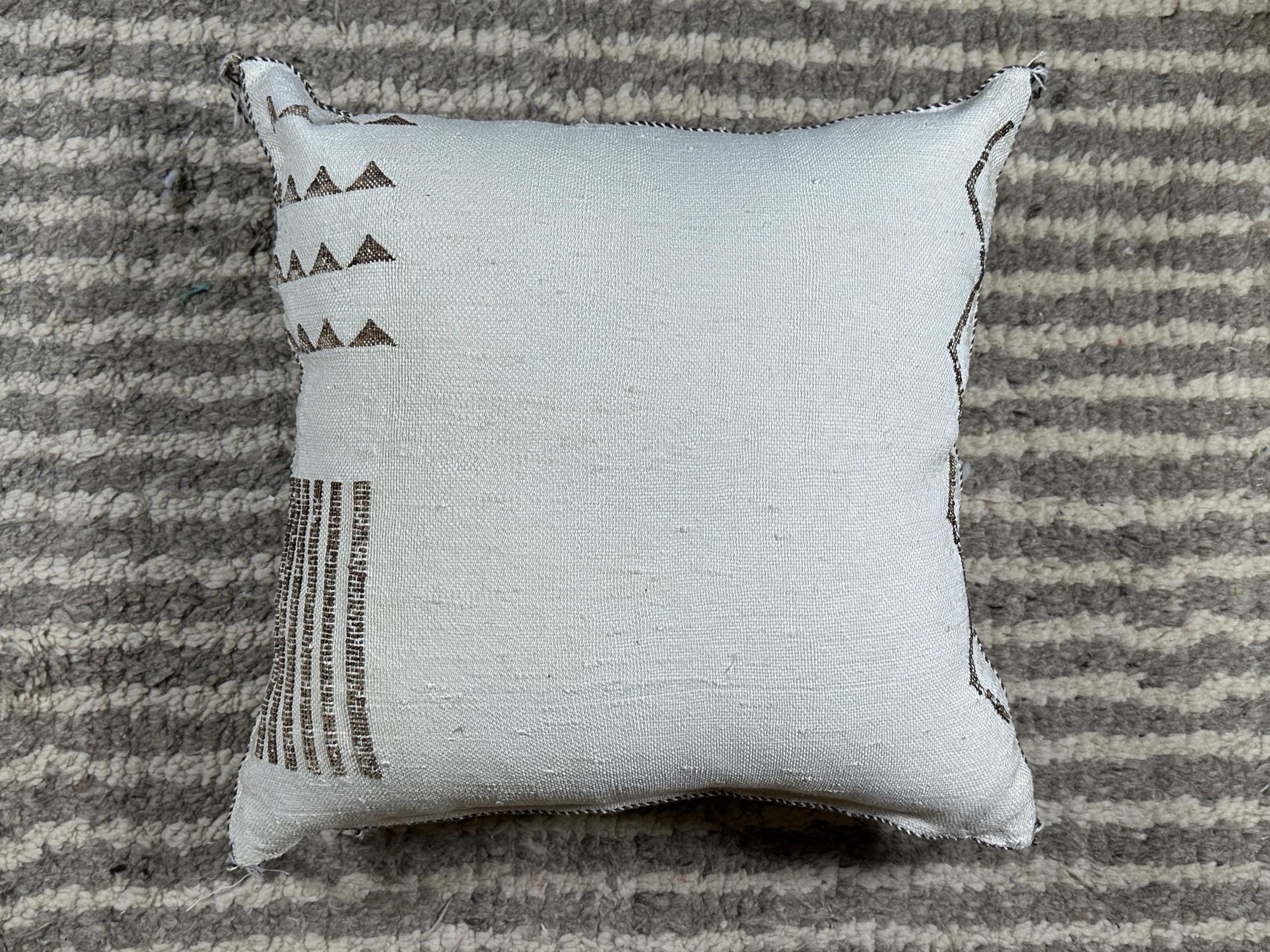 Ivory Kilim Pillow Cover, Sabra Silk Pillow, Boho Moroccan Cushion, Handmade Textured Pillowcase for Sofa - product image 8