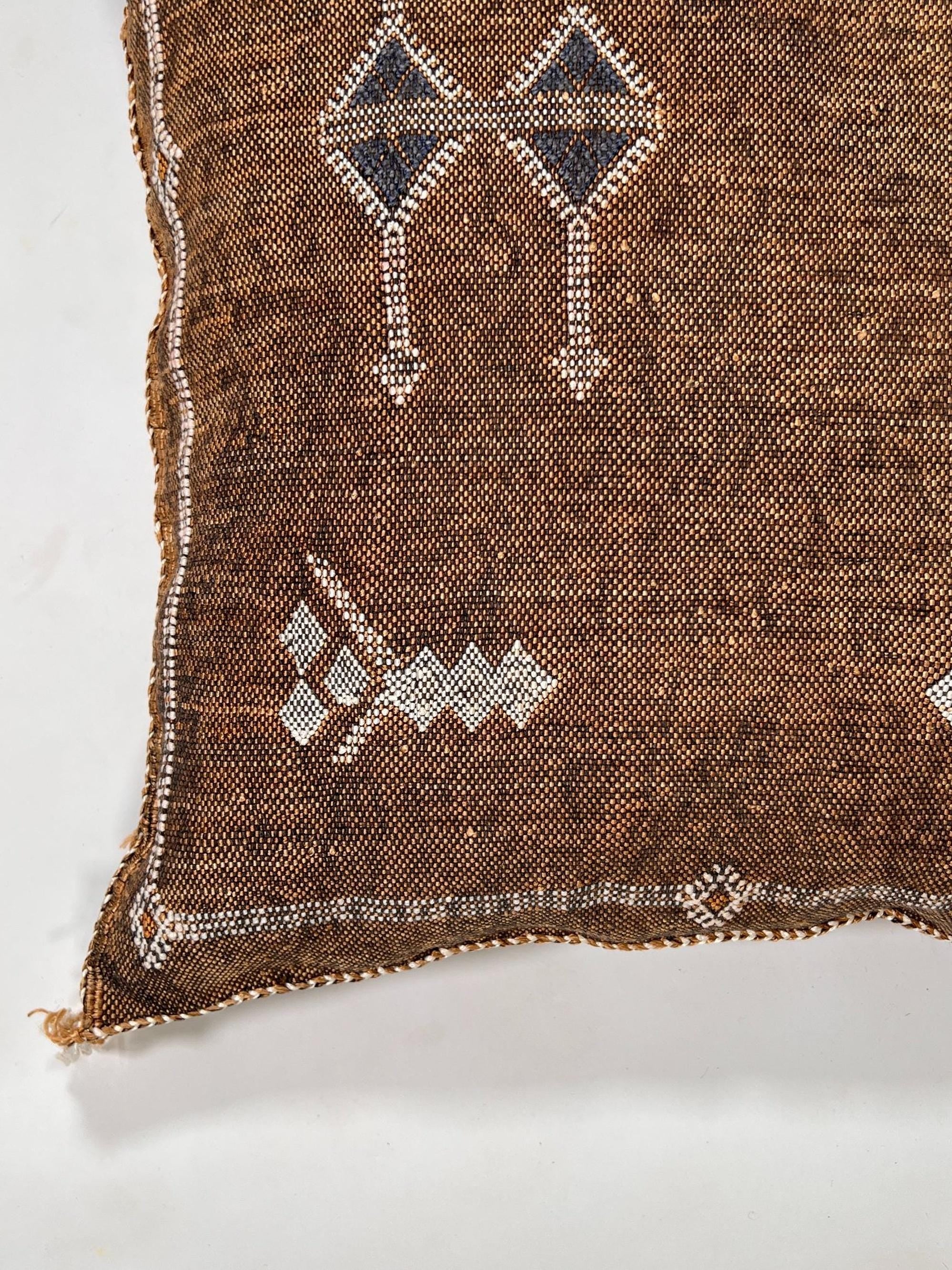 Brown Kilim Pillow Cover, Boho Pillow, Handmade Moroccan Cushion Cover, Textured Woven Pillow for Sofa Be - product image 8