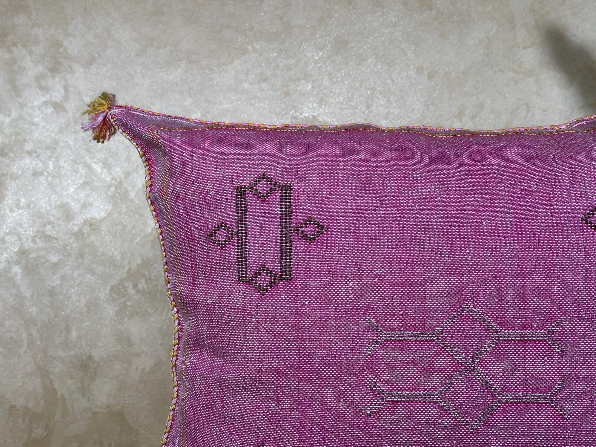 Dusty Pink Silk Pillow Cover, Handmade Moroccan Kilim Cushion, Mauve Boho Pillowcase, Luxury Custom Gift - product image 5
