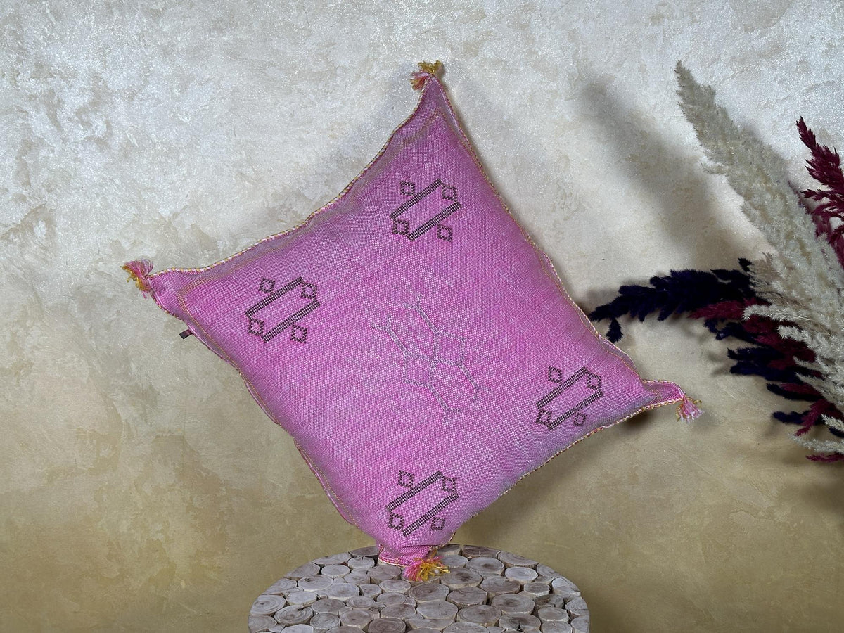 Dusty Pink Silk Pillow Cover, Handmade Moroccan Kilim Cushion, Mauve Boho Pillowcase, Luxury Custom Gift - product image 7