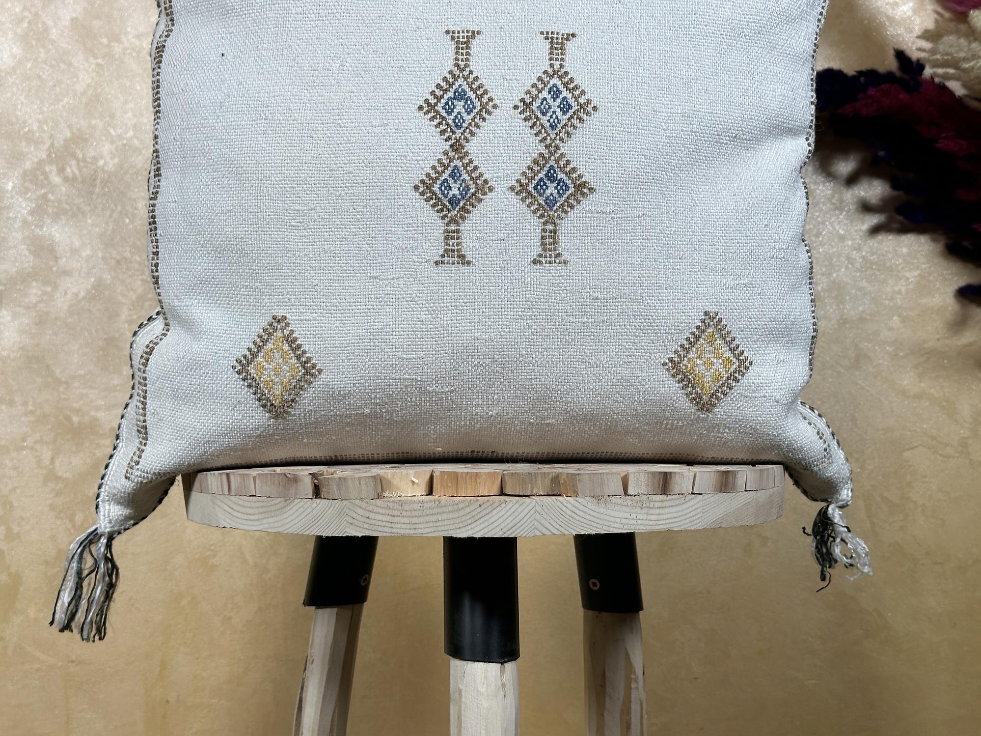 Ivory Silk Pillow Cover, Handmade Kilim Pillow Cover, Boho Woven Cushion with Geometric Embroidery, Luxur - product image 2
